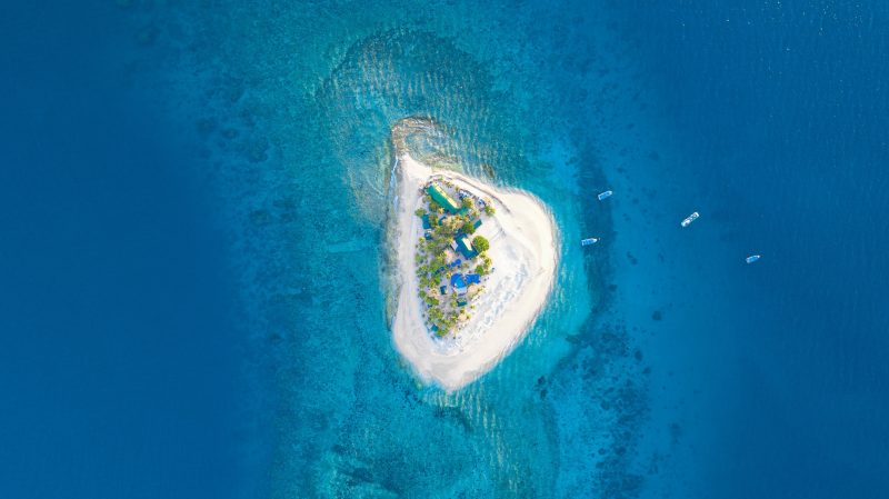 Malamala Beach Club Day Cruise