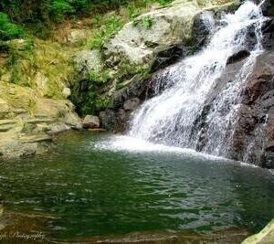 Sleeping Giant and waterfall tour near Nadi Fiji